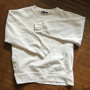 Large White sweat shirt